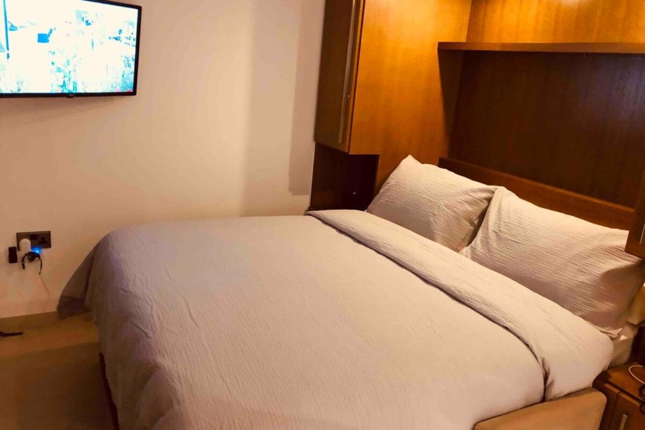 Westone Suite710-Hosted By Sweetstay Gibraltar Exteriér fotografie
